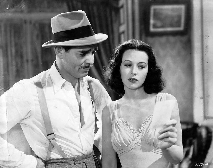 Hedy Lamarr in 1940 met Clarke Gable in 'Comrade X'